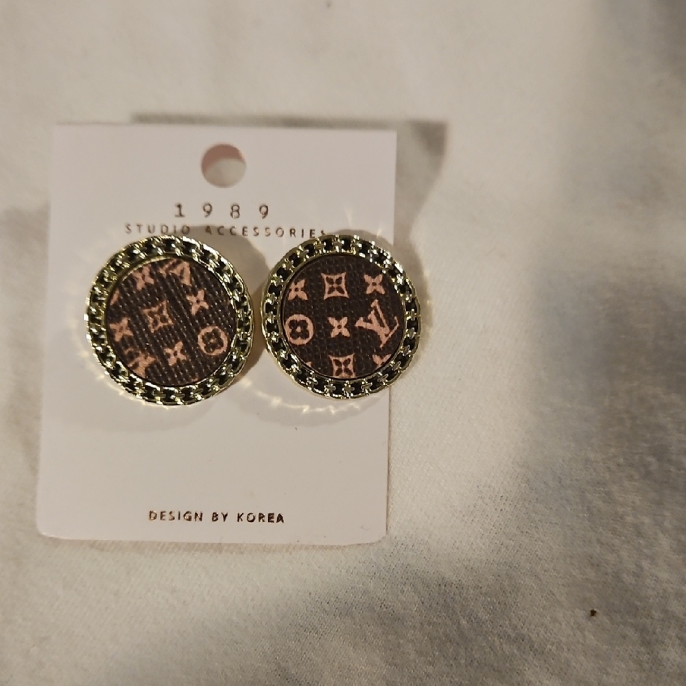 Brown and Gold Earrings